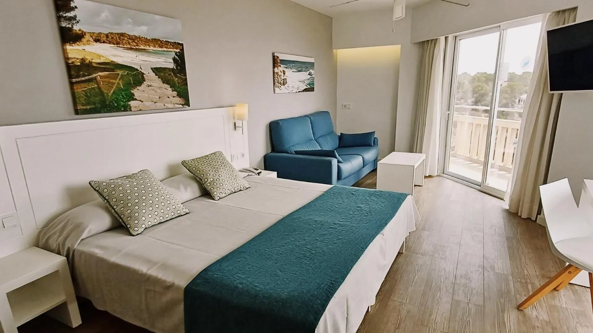 ***  Hotel Pinos Playa Santanyi Spain