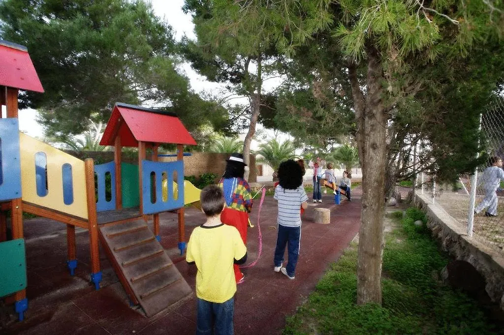 Hotel Pinos Playa Сантаньи